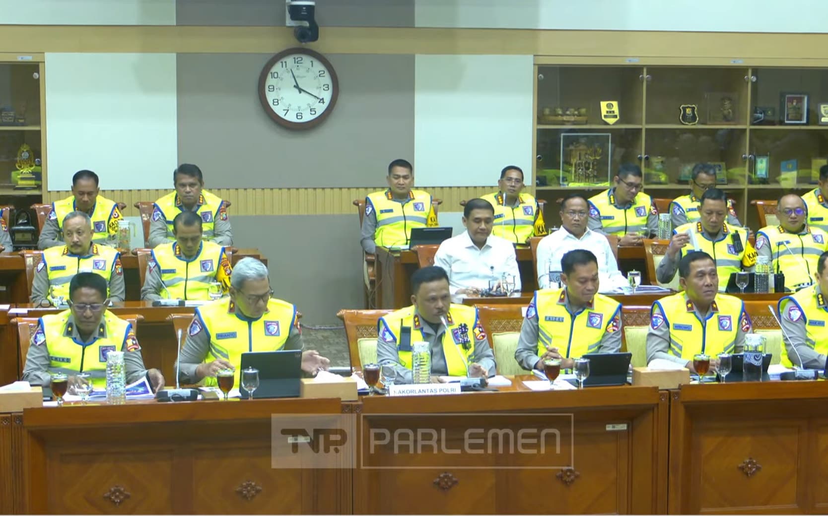 Korlantas Prediksi 2,9 Juta Kendaraan Keluar Jabodetabek Saat Nataru, One Way Siap Diterapkan