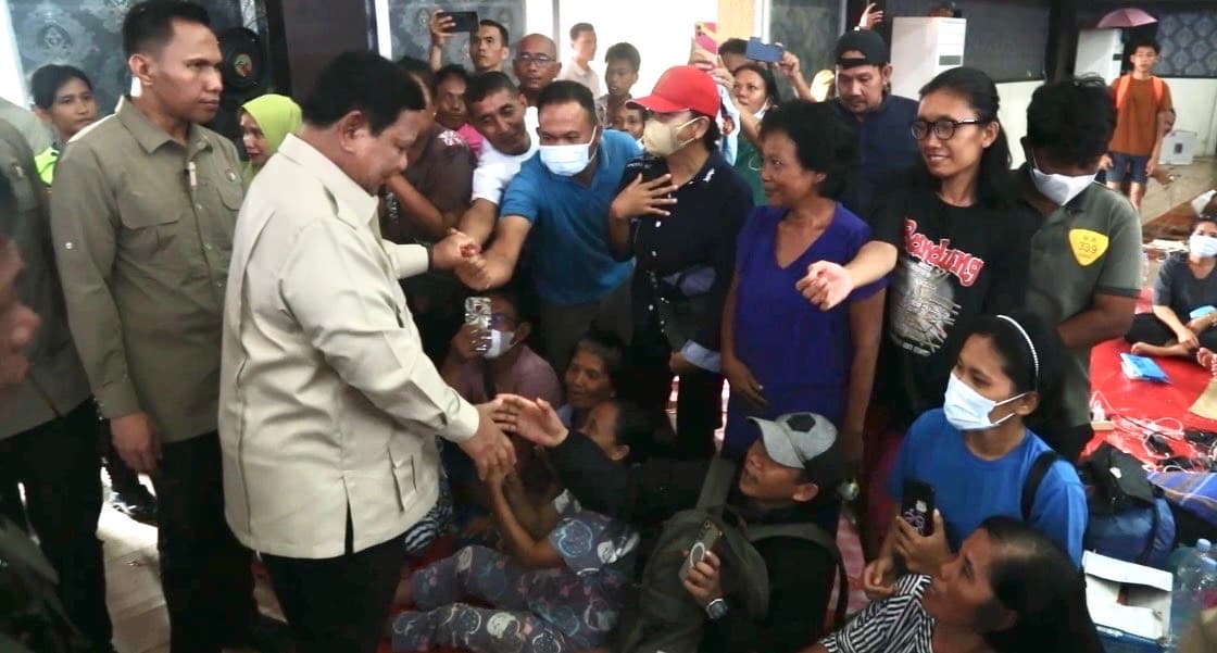 Di Tapanuli Tengah, Prabowo Jamin Listrik Akan Menyala dan Bantuan Segera Datang