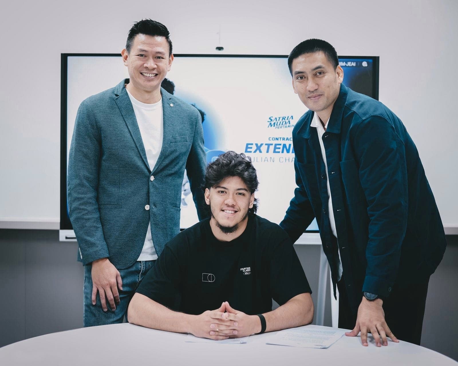 Satria Muda Pertamina Perpanjang Kontrak Julian Chalias Hingga 2028