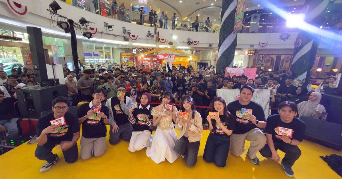 Hunnies Seruput Bihunku Sambil Bertemu Aralie dan Lily JKT48