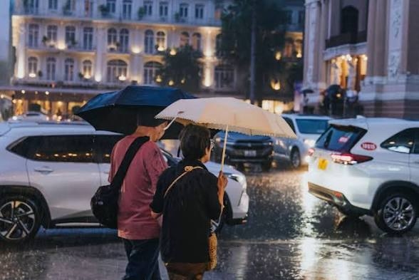 Cuaca Hari Ini, BMKG: Sejumlah Wilayah Berpotensi Hujan hingga Banjir Rob