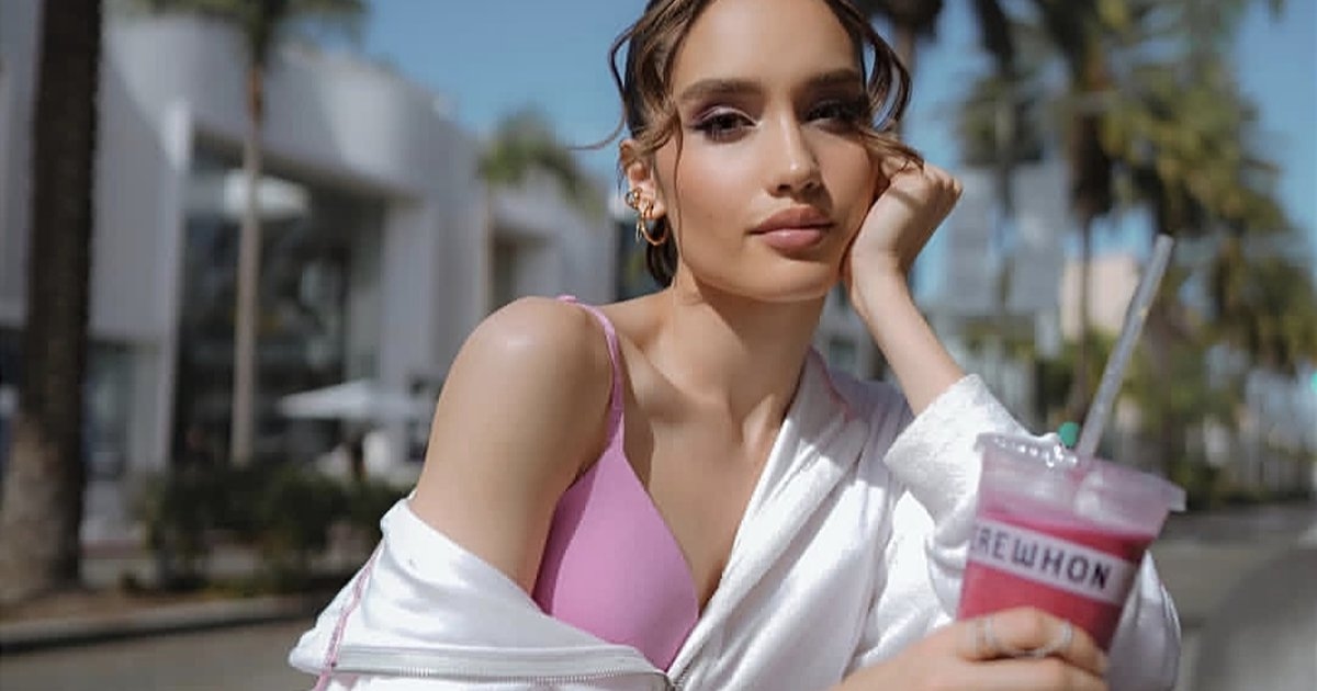 Satu Panggung dengan Catriona Gray, Cinta Laura Cerita Pengalaman di Victoria’s Secret Fashion Show 2026