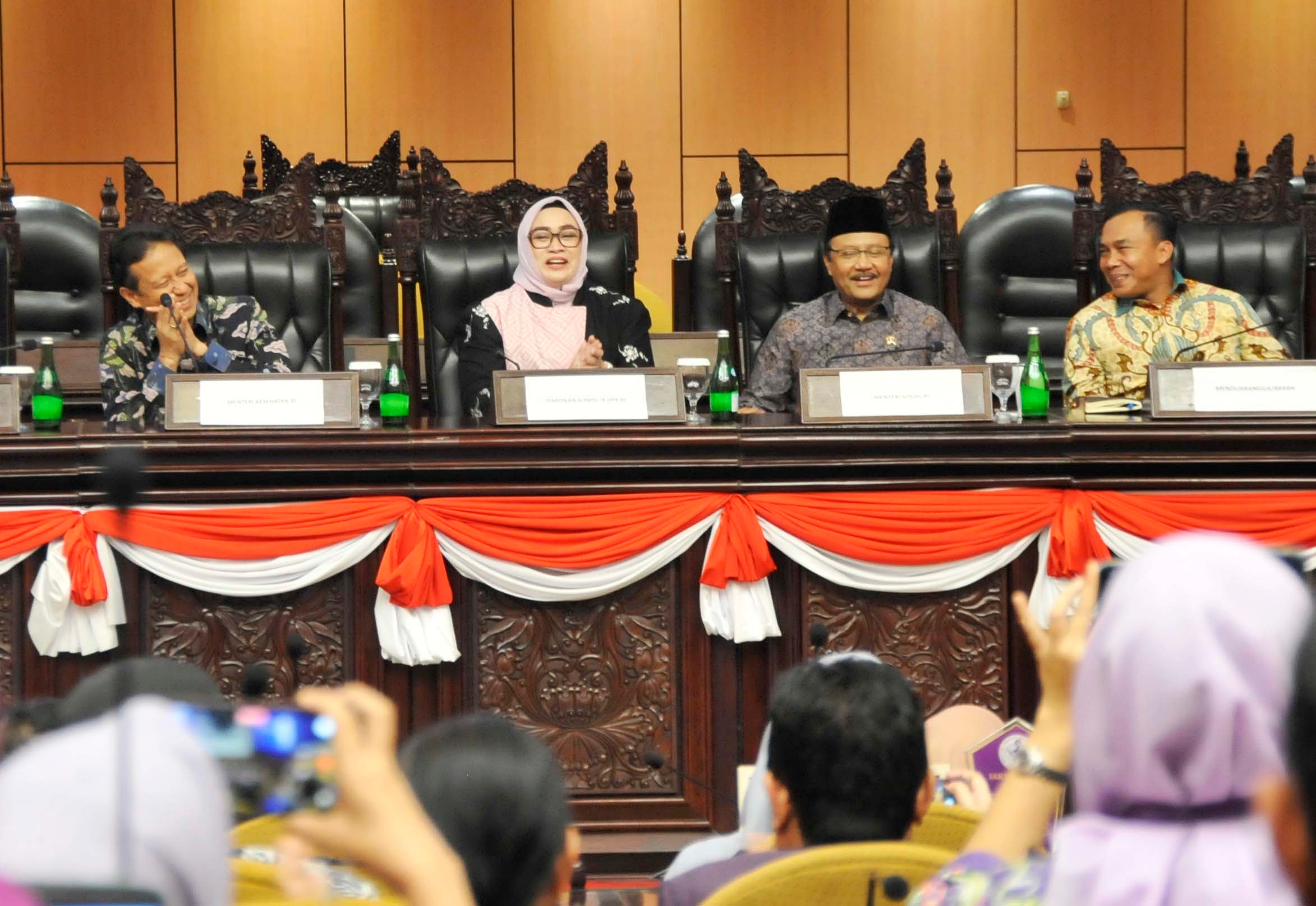 Pembukaan Kongres Nasional Ikatan Ahli Kesehatan Masyarakat Indonesia di DPR