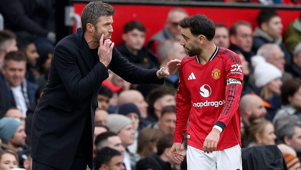 MU Pertahankan Michael Carrick untuk Lawan Chelsea, Sang Pelatih Berdamai dengan Bruno Fernandes?
