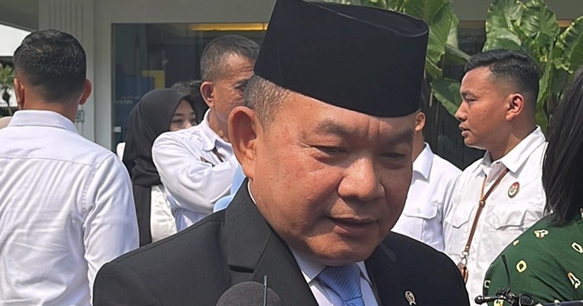 Presiden Prabowo Minta Rekrutmen TNI-Polri Tidak Melulu Lihat Fisik, Boleh Berkacamata Asal Pintar