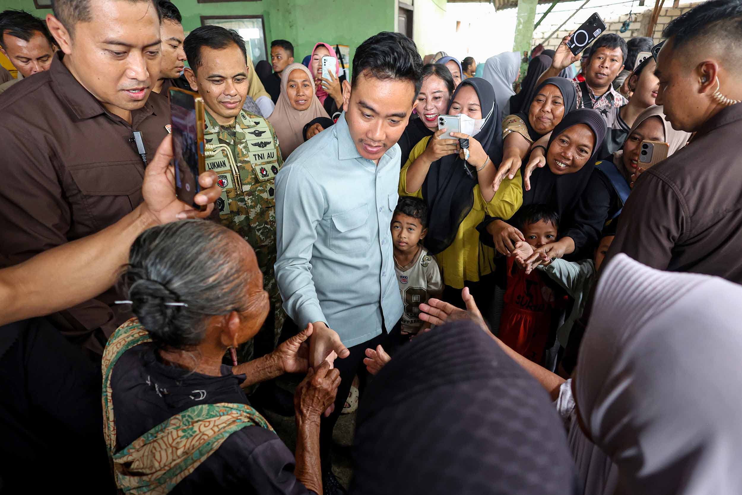 Gibran Kecam Pelecehan Santriwati di Ponpes Ndholo Kusumo: Proses Hukum Harus Tegas dan Transparan