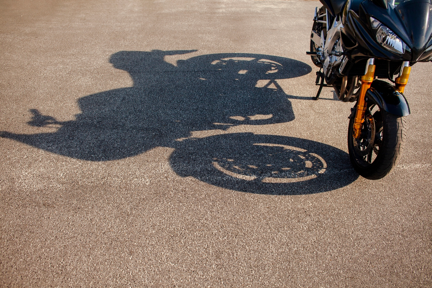 Rekomendasi Oli Motor Harian untuk Pemakaian Jarak Dekat