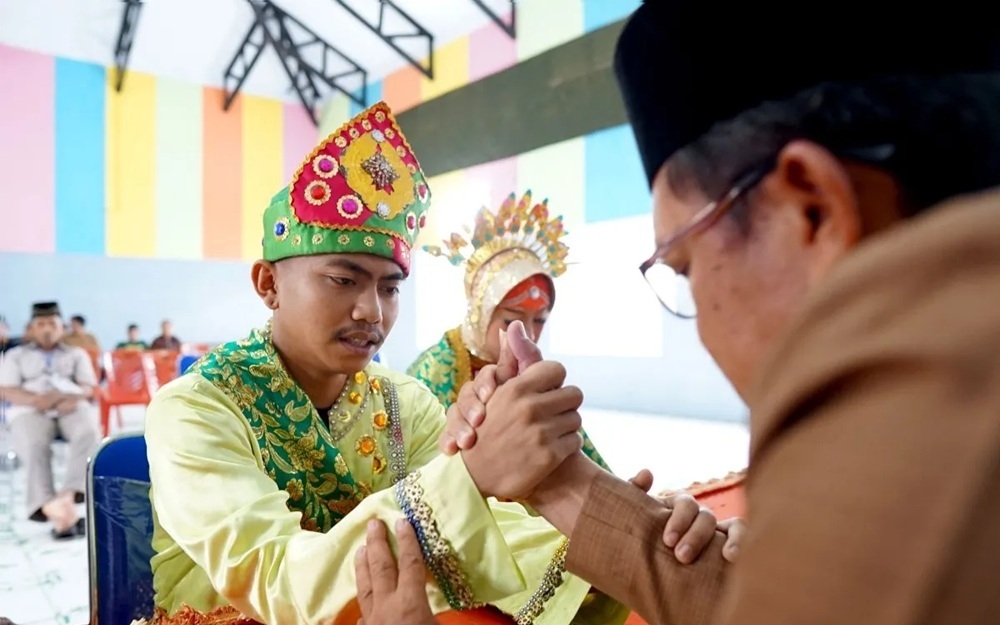 Tugas dan Kewajiban Istri dalam Rumah Tangga Sesuai Al Quran dan Hadis
