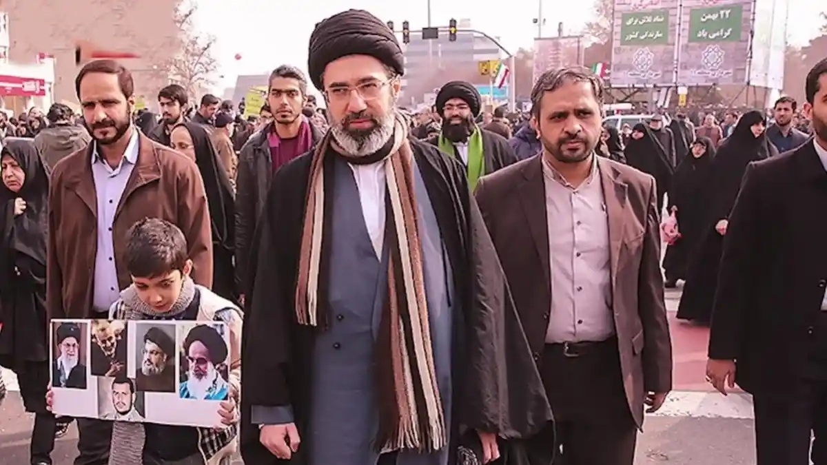 Menteri Pertahanan AS Pete Hegseth Sebut Mojtaba Khamenei Terluka dan Cacat