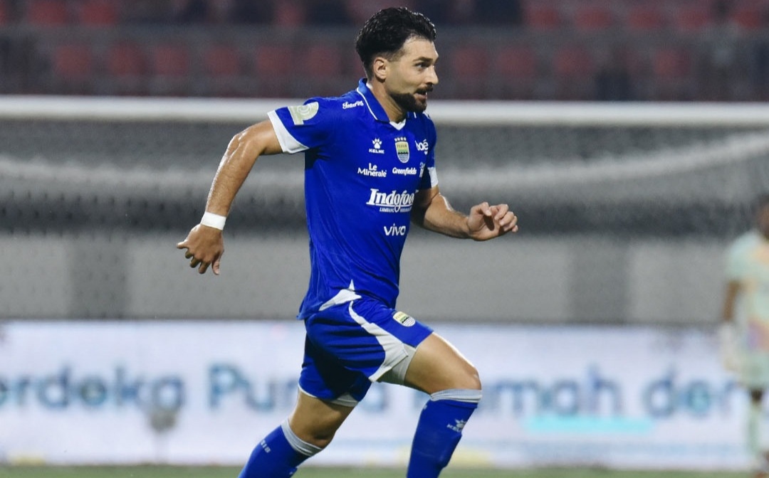 Bek Persib Frans Putros Rela Tak Libur Demi Bela Timnas Irak di Play-Off Piala Dunia