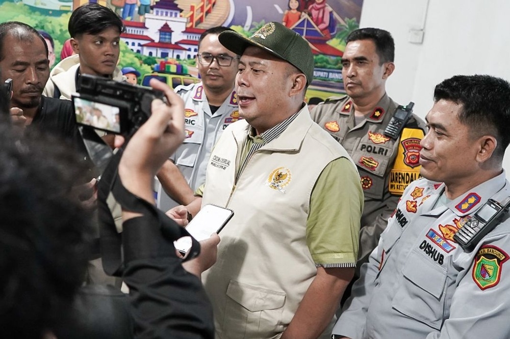 Wakil Ketua DPR Cucun Ahmad Syamsurijal Apresiasi Kesiapan Petugas dalam Pelayanan Arus Mudik Lebaran