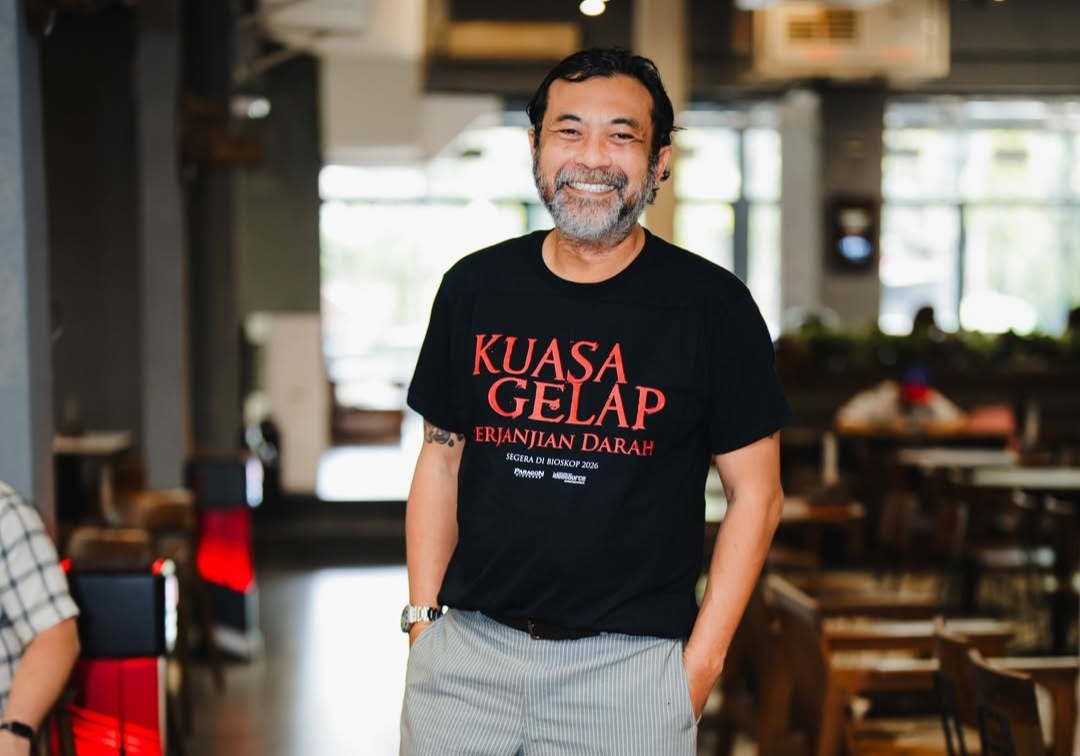 Antusiasme Kiki Narendra Perankan Romo di ‘Kuasa Gelap: Perjanjian Darah’
