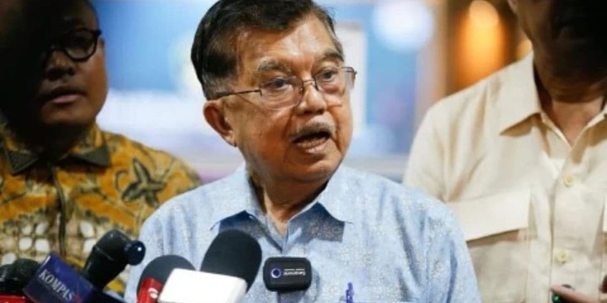 JK Singgung Ijazah Jokowi: Dua Tahun Rakyat Berkonflik, Sudahlah Pak...