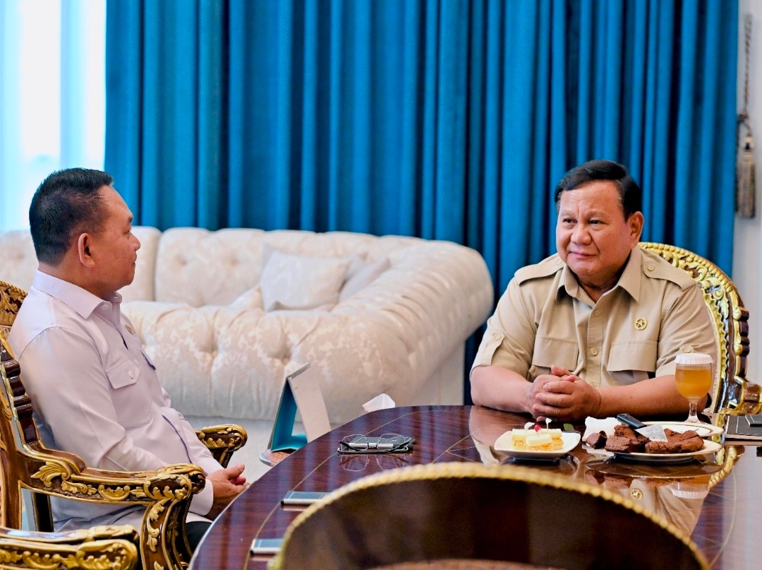 Prabowo Beri Arahan Strategis ke Jenderal Dudung untuk Perkuat Sistem Pertahanan dan Keamanan