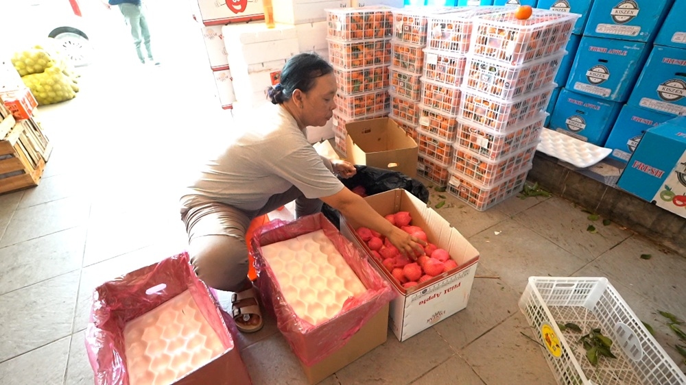 Jadi Penyokong MBG, Kios Buah di Solo Berdayakan Petani Lokal dan Angkat Ekonomi Tetangga