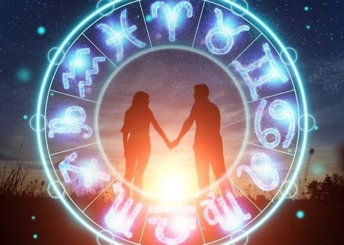 Ramalan Zodiak Cinta Hari Ini 24 April 2026: Hubungan dengan Pasangan Makin Hangat!