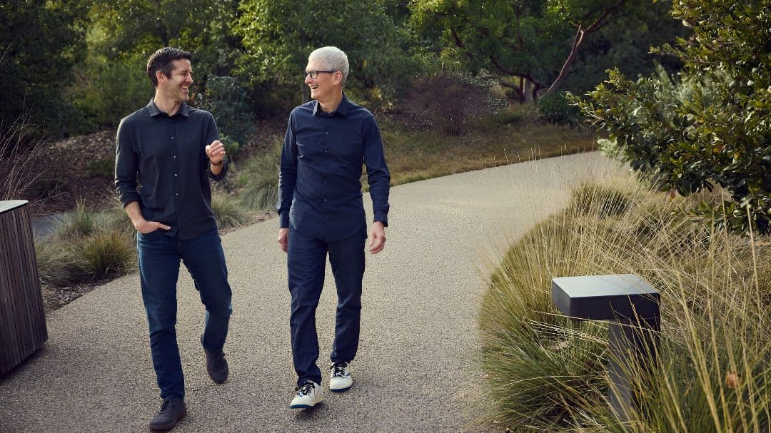 Apple Tunjuk John Ternus Jadi CEO Baru, Gantikan Tim Cook Setelah 15 Tahun