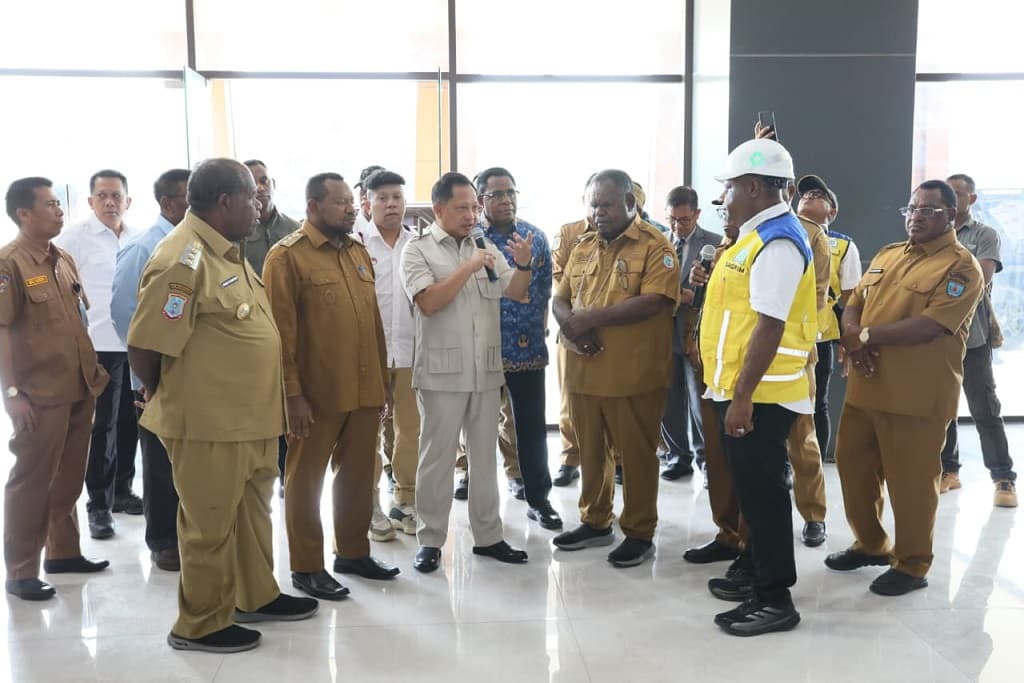Mendagri Tinjau Langsung Pembangunan Infrastruktur Daerah Otonom Baru Papua Barat Daya
