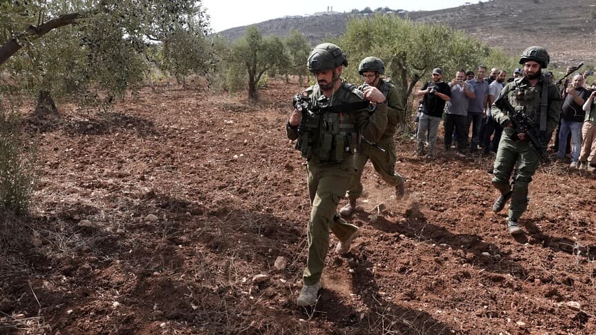 Pasukan Israel Tembak Warga Palestina di Dekat Yerusalem, Pohon Zaitun Dicabut dan Lahan Pertanian Dirusak