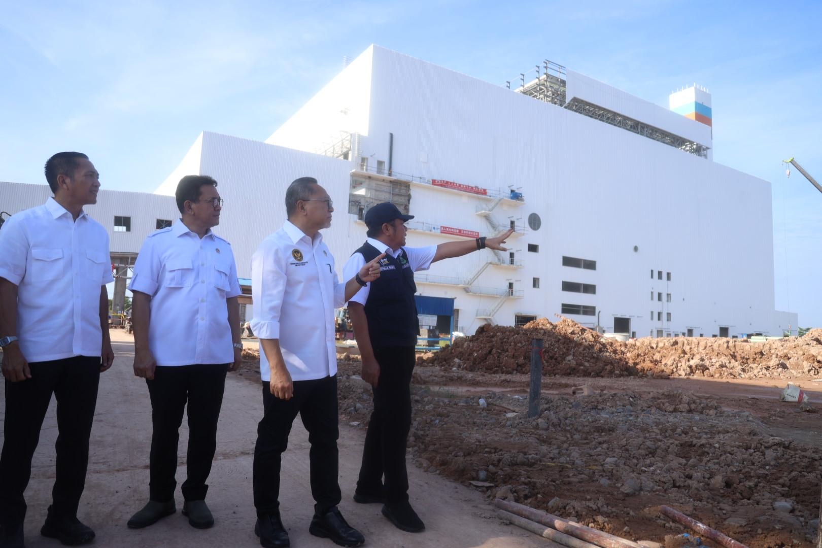 Gubernur Herman Deru Dampingi Menko Pangan Tinjau PSEL Palembang, Progres 83 Persen