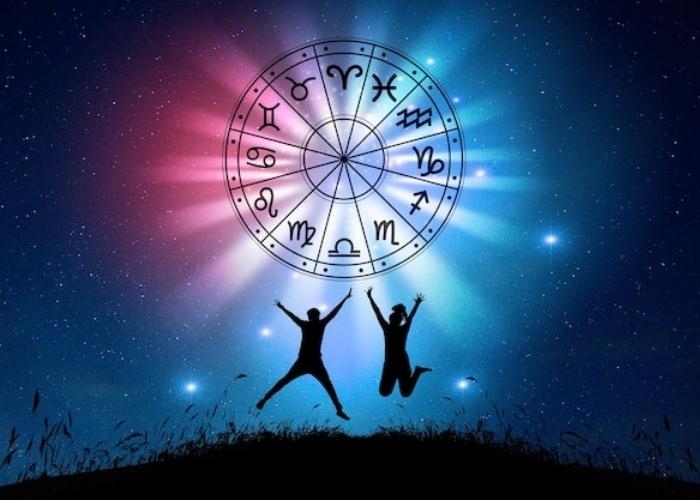 Ramalan Zodiak Cinta Hari Ini 5 Mei 2026: Cancer hingga Aquarius Dihujani Momen Romantis!