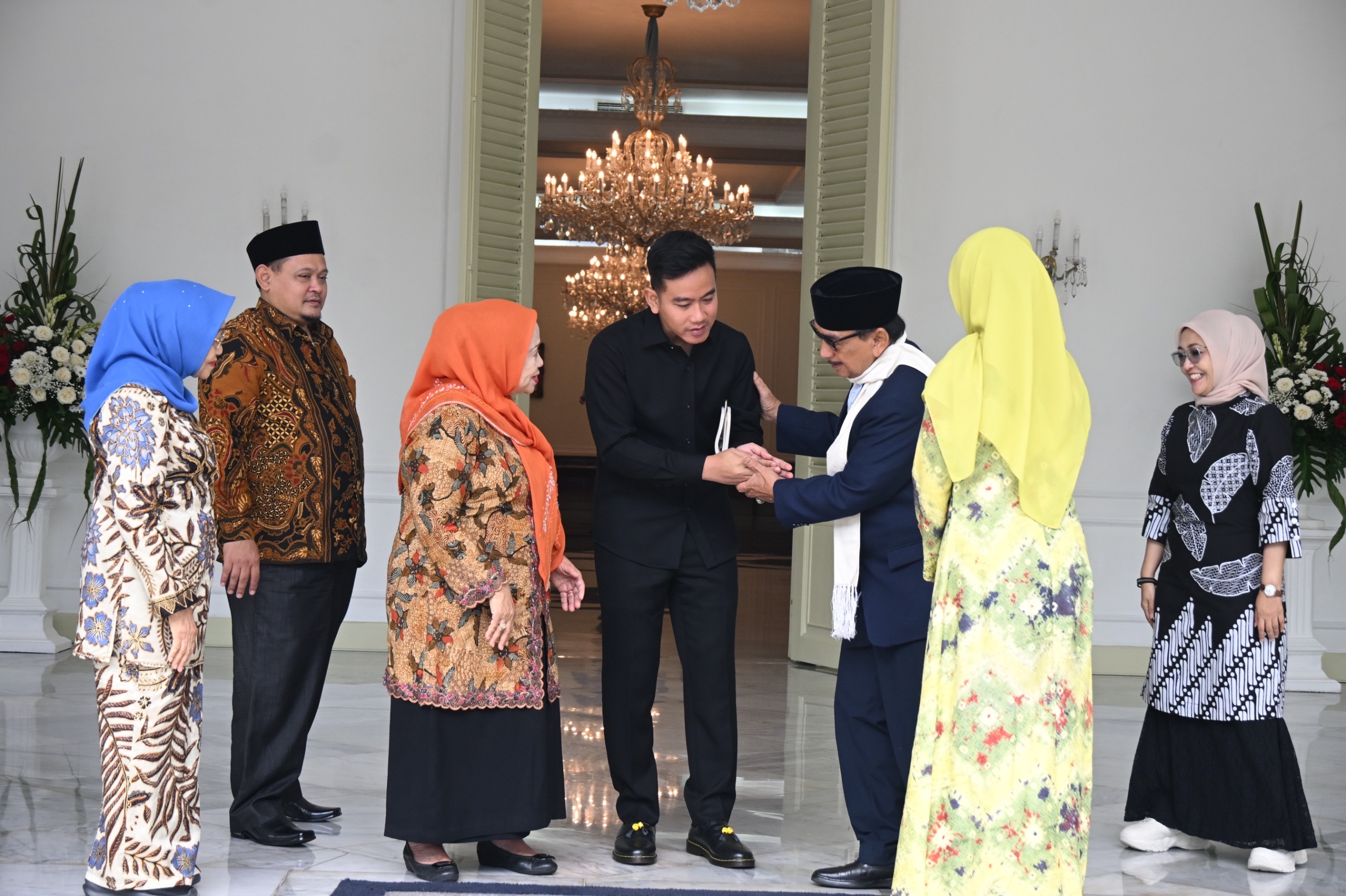 Silaturahmi dengan Ulama, Gibran Dukung Kolaborasi Pesantren dan Pemerintah