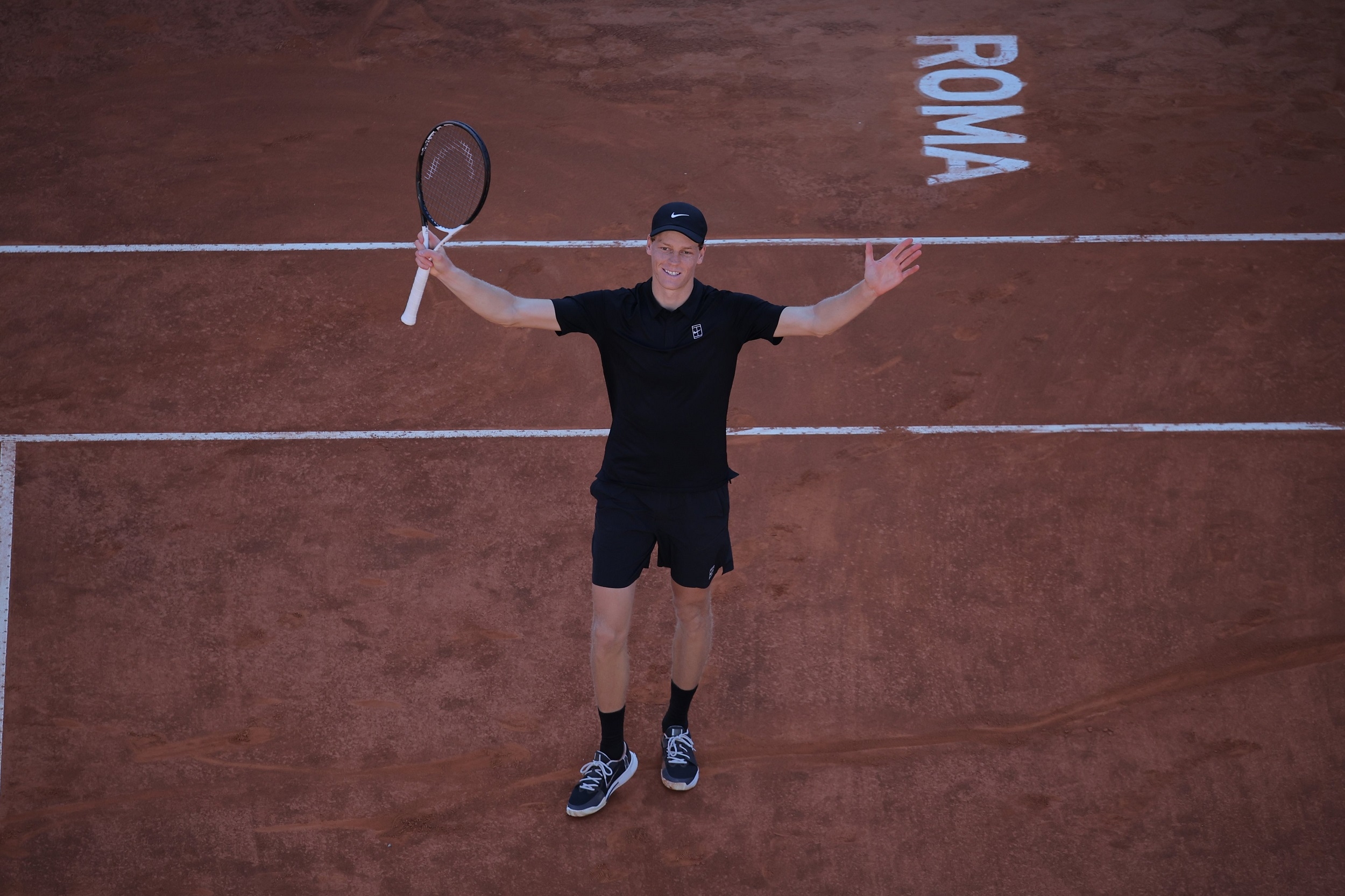 Italia Terbuka: Jannik Sinner Samai Rekor Djokovic di Roma, Iga Swiatek Segel Perempat Final