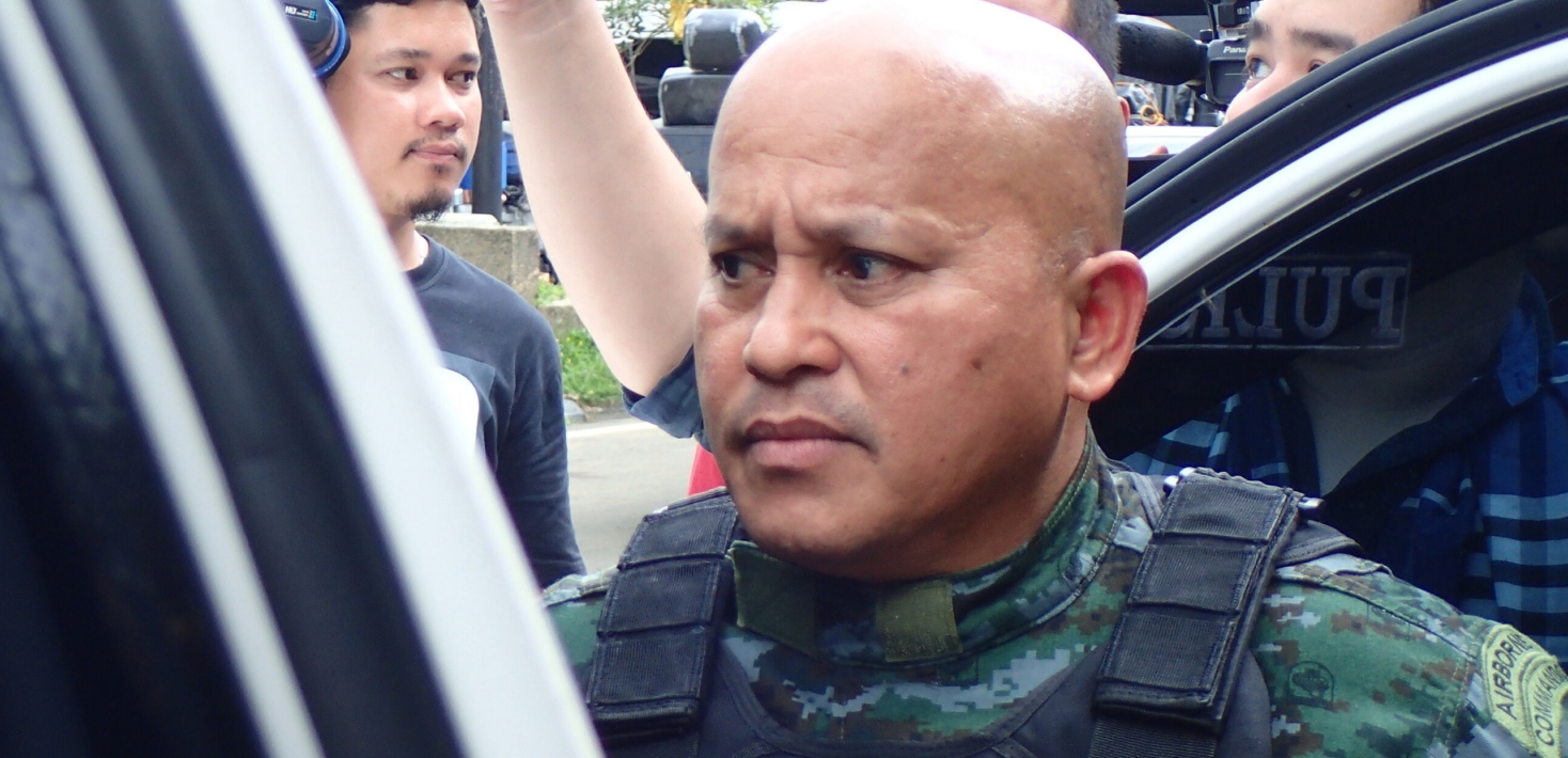 Kepala Pengamanan Senat Filipina Diskors Usai Baku Tembak dan Kaburnya Senator Buronan ICC