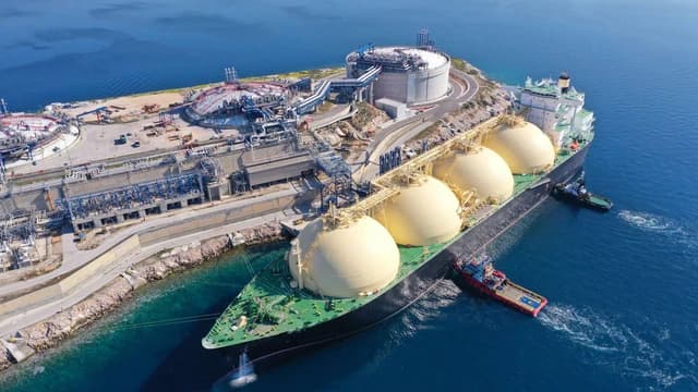 Konflik Timur Tengah Buka Peluang LNG AS Masuk ke China