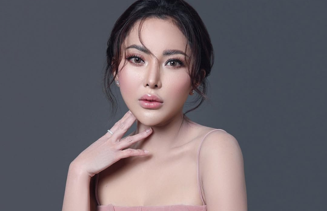 Saling Serang! Ayu Aulia Asbun Pejabat Inisial R Jadi Pemicu Angkat Rahim, Lisa Mariana: Itu Karma Suka Aborsi! 