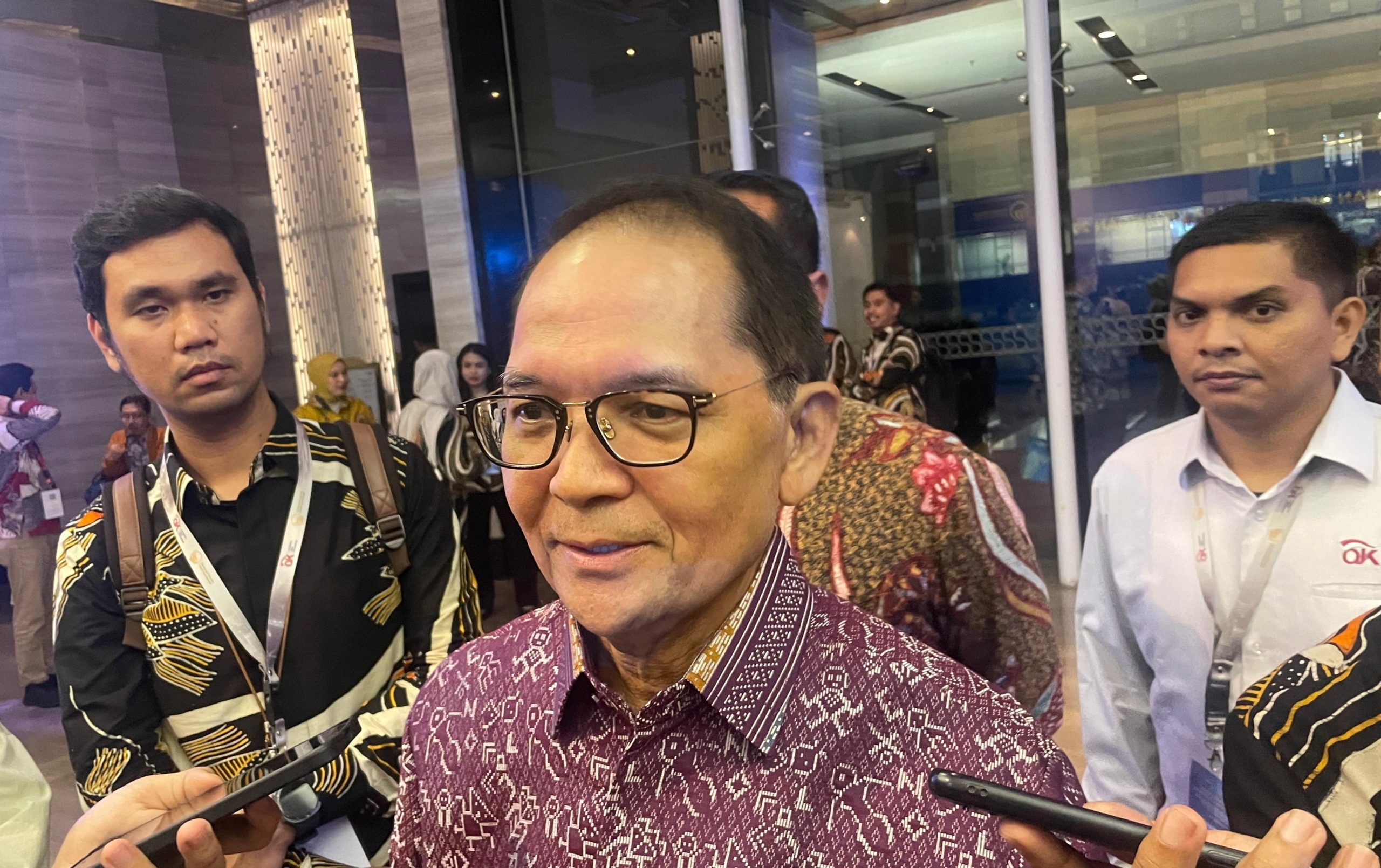 OJK Siapkan Aturan Baru Unit Link, Modal Inti Naik Jadi Rp1 Triliun