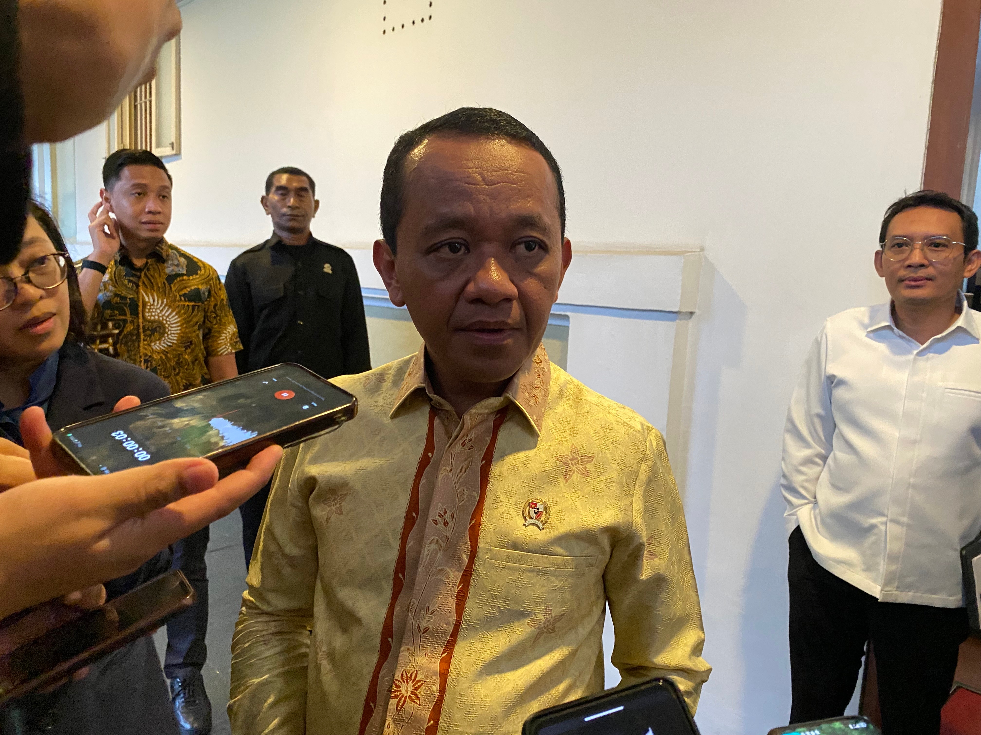 ICP Sentuh USD117 per Barel, Bahlil Pastikan Harga BBM Subsidi Tak Naik