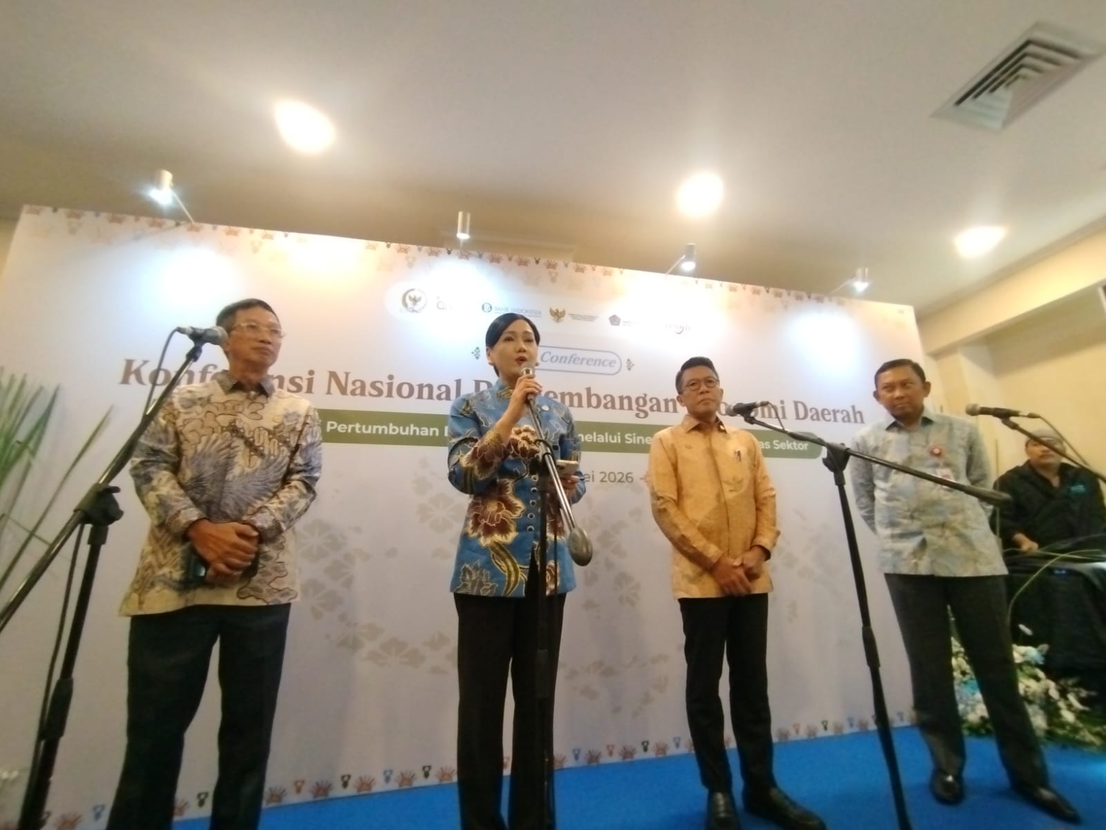 OJK Perluas Program Ekonomi Daerah, UMKM Jadi Prioritas