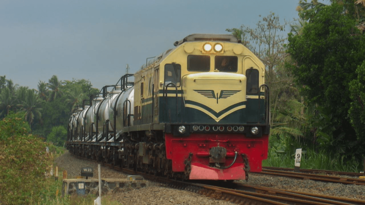 Distribusi BBM via Kereta Tembus 1 Juta Ton, KAI Perkuat Ketahanan Energi
