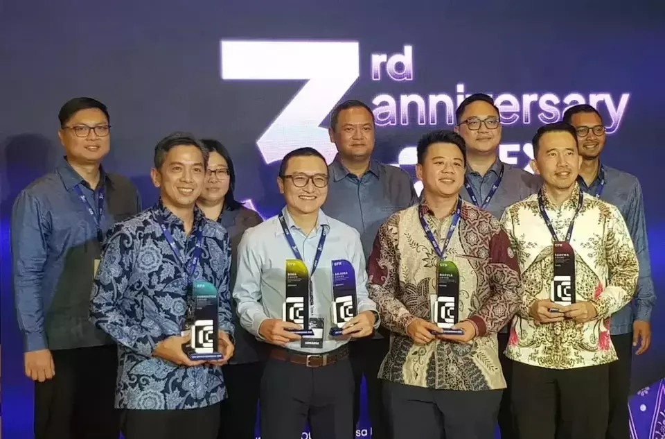 Investor Kripto Tembus 21,7 Juta, INDODAX Borong Dua Penghargaan CFX