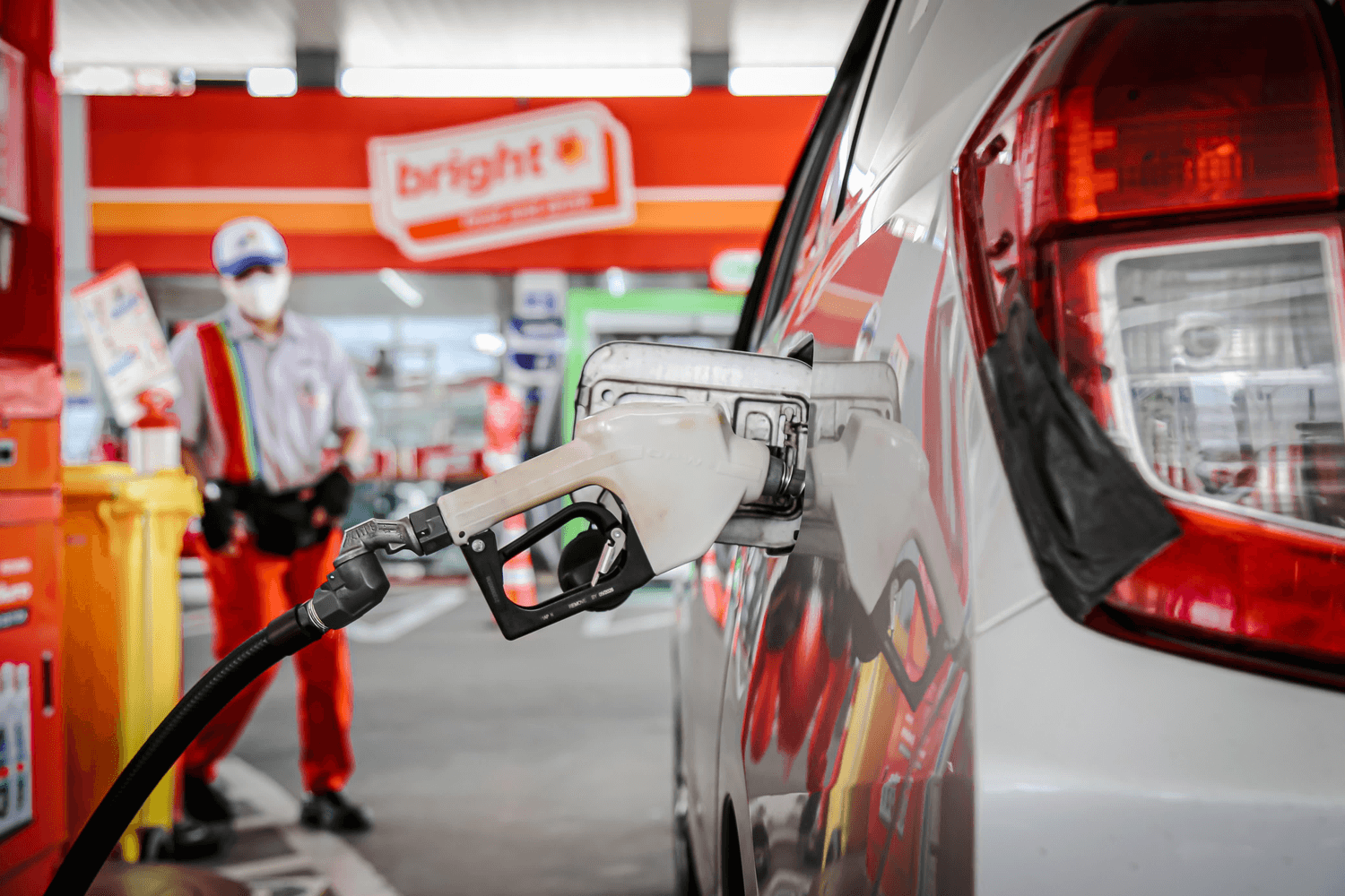 Pertamina Buka Suara soal Struk Pertalite Rp18.040 per Liter