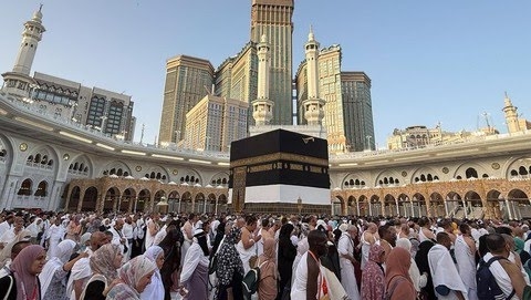 Sambut Tahun Baru Islam, Arab Saudi Ganti Kain Penutup Ka'bah