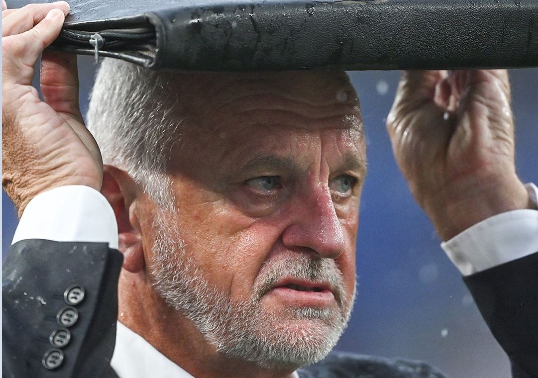 Prancis vs Irak: Badai Petir di Philadelphia, Deschamps Main Kartu Graham Arnold Keluhkan Fokus Pemain