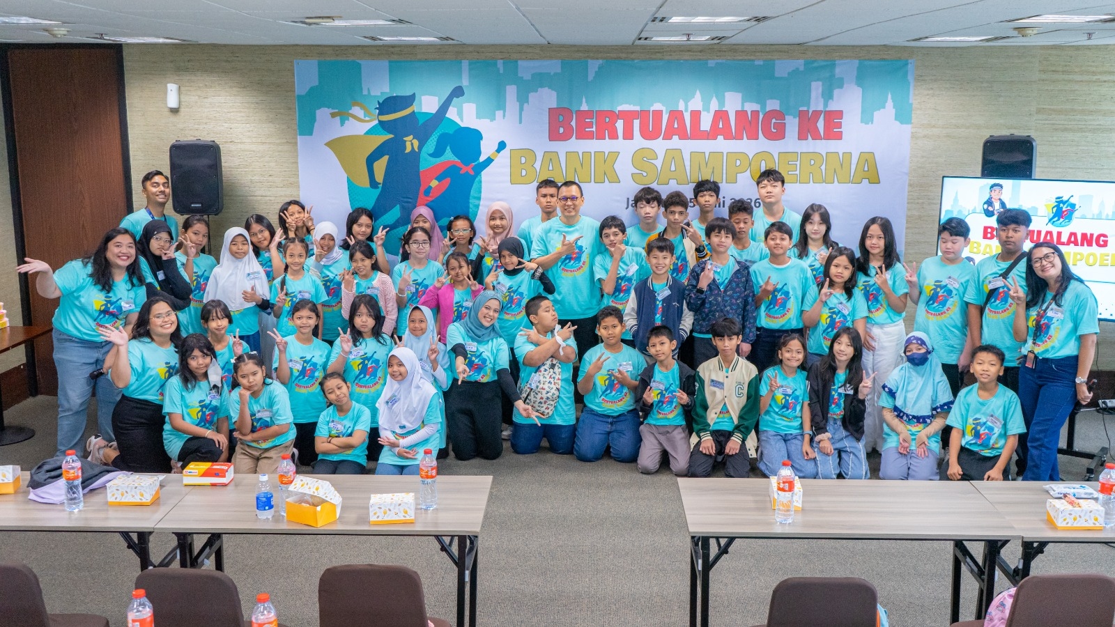 Genjot Literasi Keuangan Pelajar, Bank Sahabat Sampoerna Gelar Program Bertualang ke Bank Sampoerna