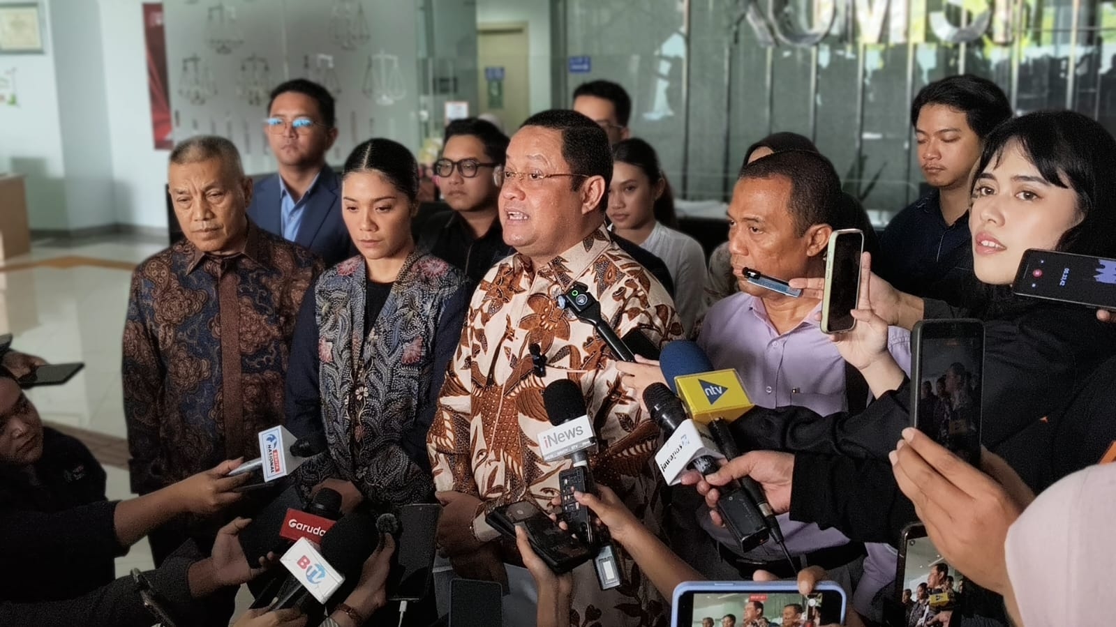 Kuasa Hukum Nadiem Laporkan Empat Hakim Perkara Chromebook ke KY