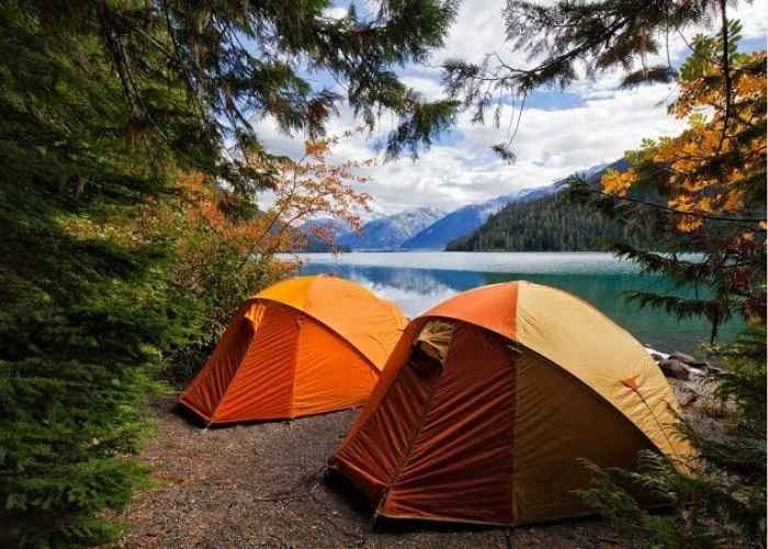 10 Tempat Camping Terbaik di Indonesia, Pemandangannya Indah dan Cocok untuk Liburan Alam