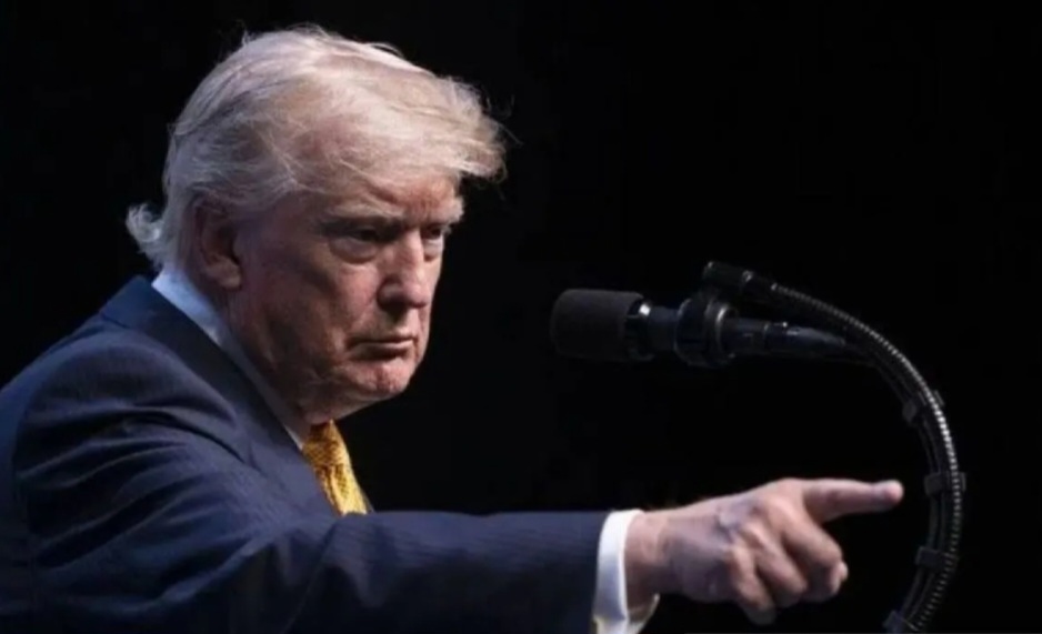 Trump Perintahkan Pemerintah AS Ganti Istilah AI Jadi “Super Intelligence”