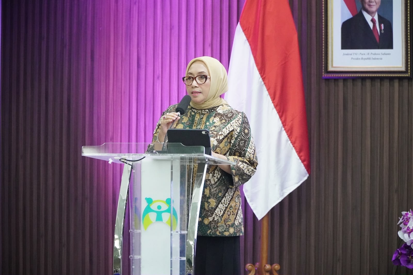 Menteri PPPA Buka Suara usai Temuan Senjata, Narkoba hingga CD Porno di Gudang Sekolah