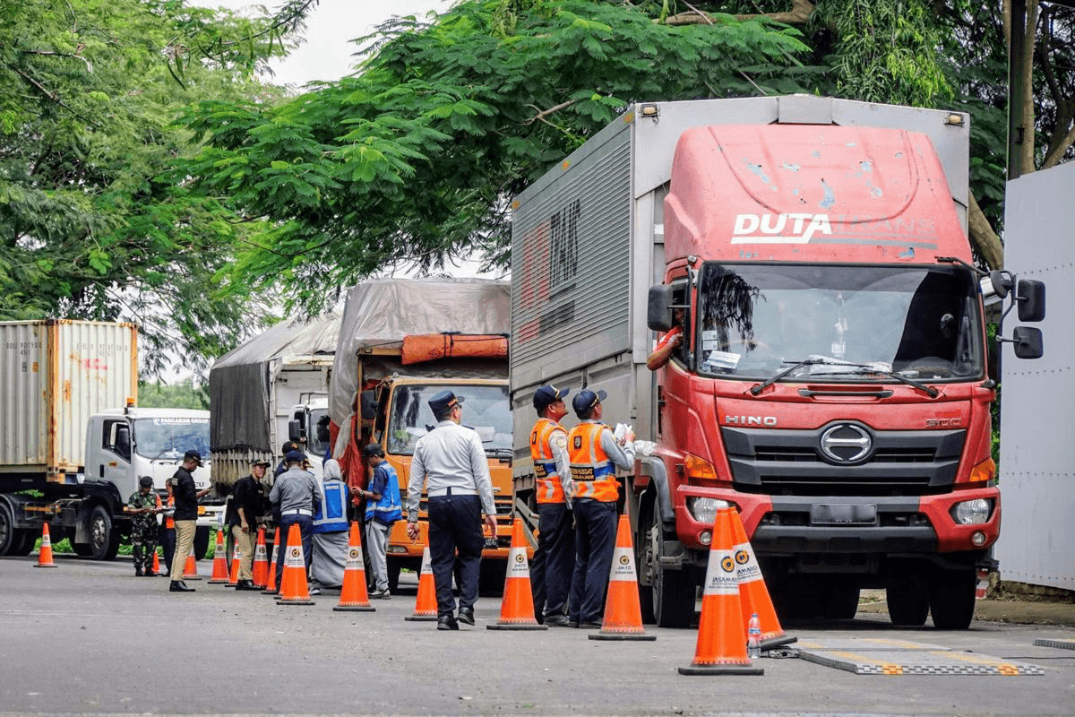 Kemenhub: 460 Ribu Kendaraan Angkutan Barang Langgar Aturan hingga Agustus 2026