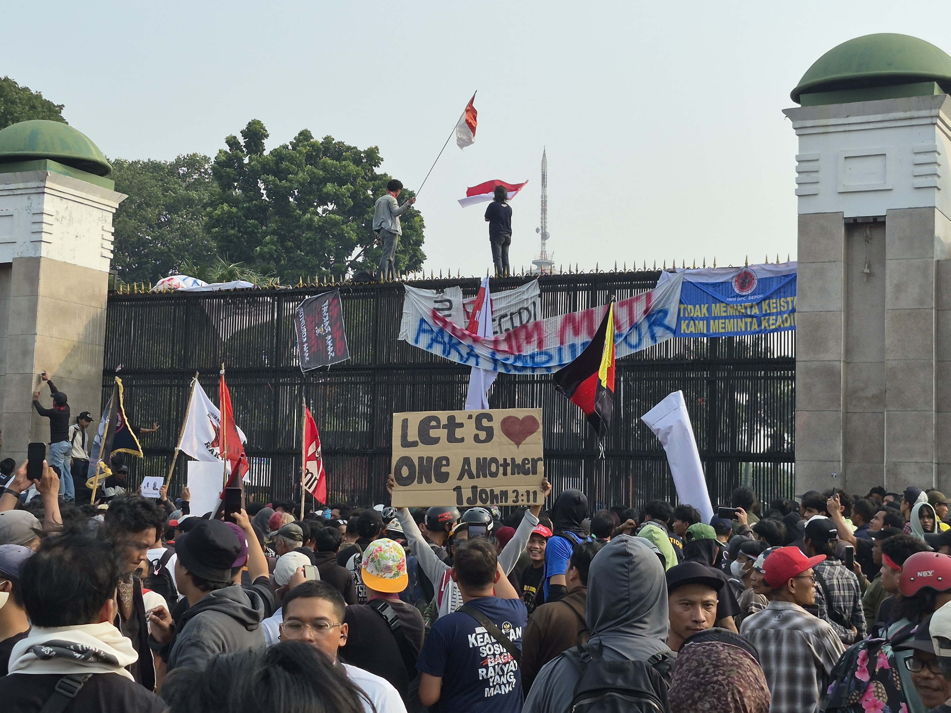 5 Anak Jadi Tersangka Kerusuhan Demo 27 Agustus, Bawa Buah Bintaro Dicampur Bensin