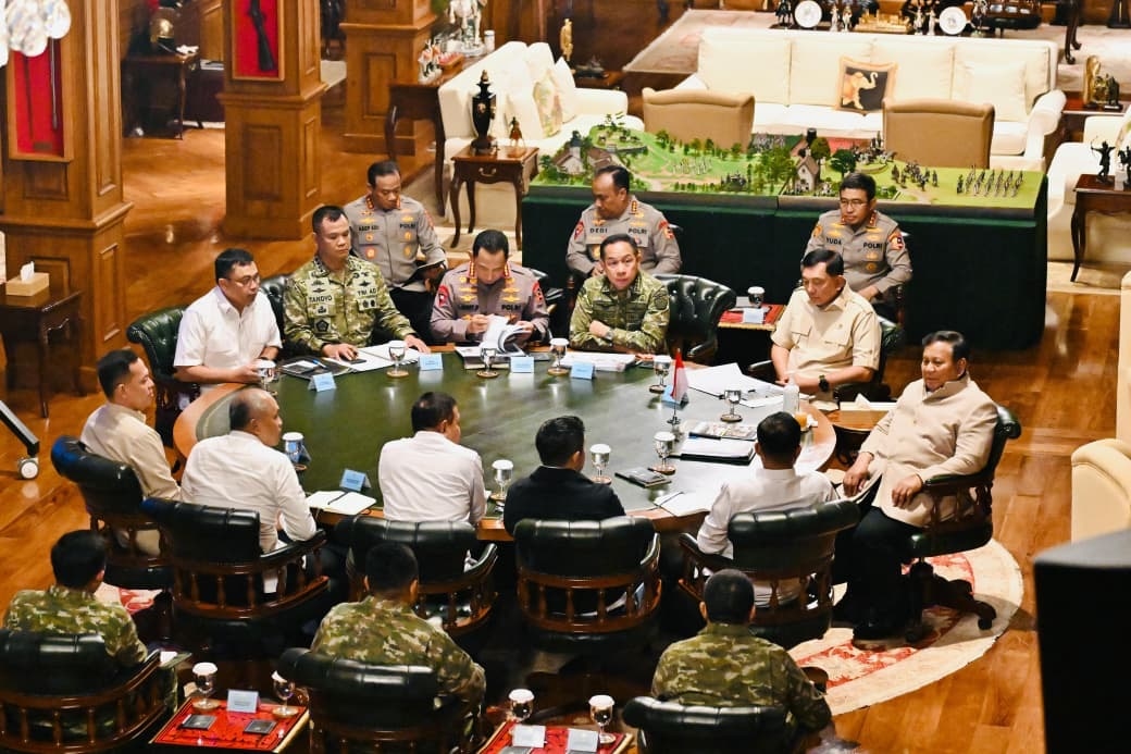 Prabowo Panggil Panglima TNI dan Kapolri ke Hambalang, Bahas Situasi Nasional hingga Karhutla