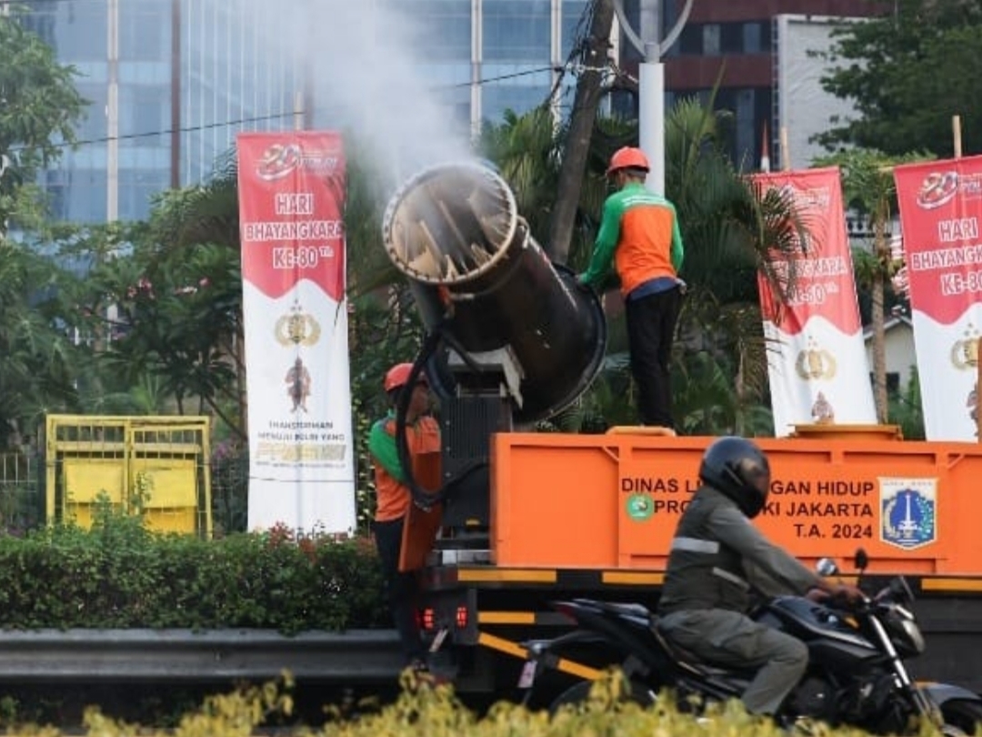 145 Gedung di Jakarta Punya 179 Water Mist, Dikerahkan Bantu Bersihkan Abu Vulkanik