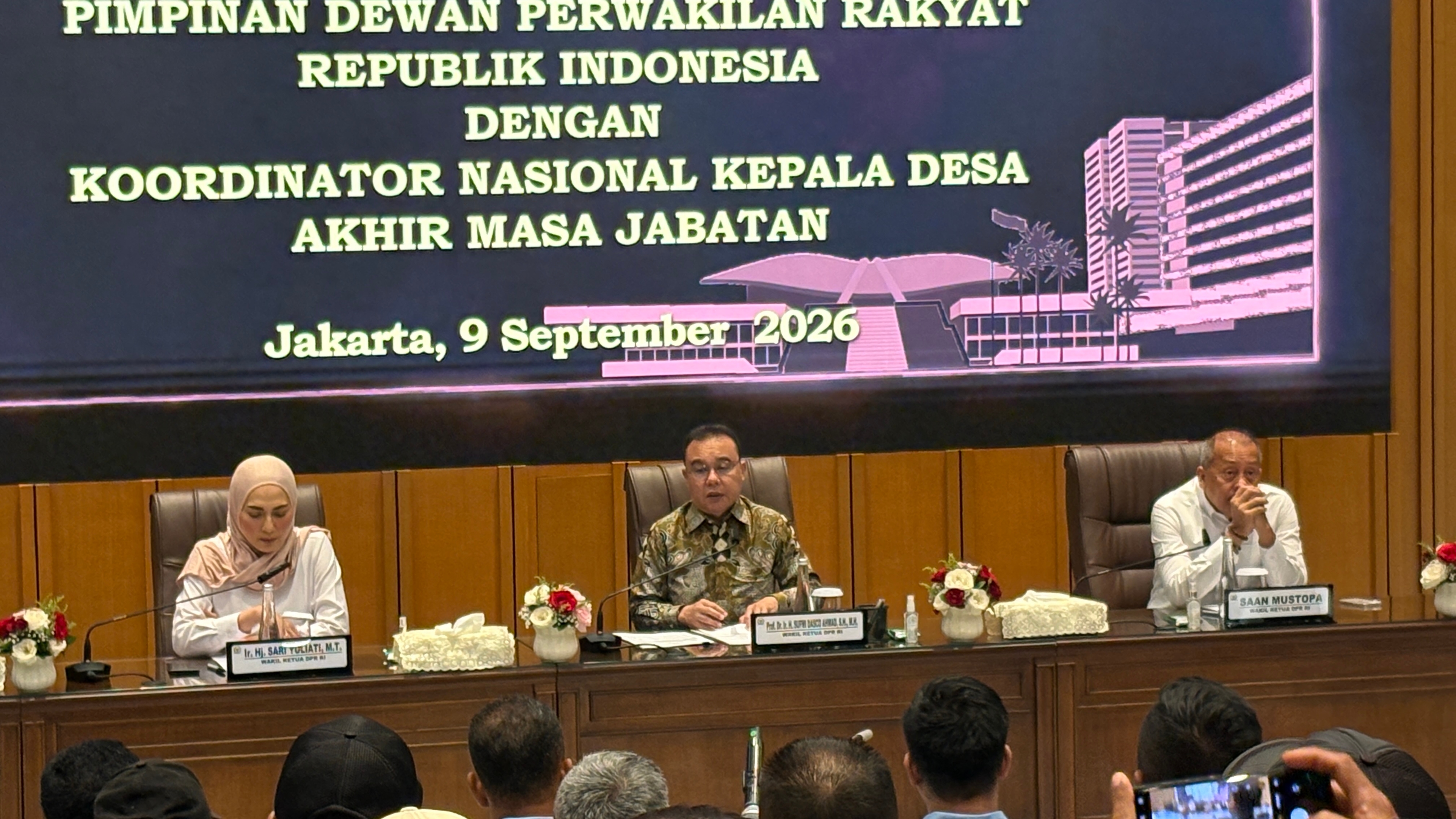 DPR Tampung Aspirasi Kades AMJ, Bakal Dibahas dengan Kemendagri