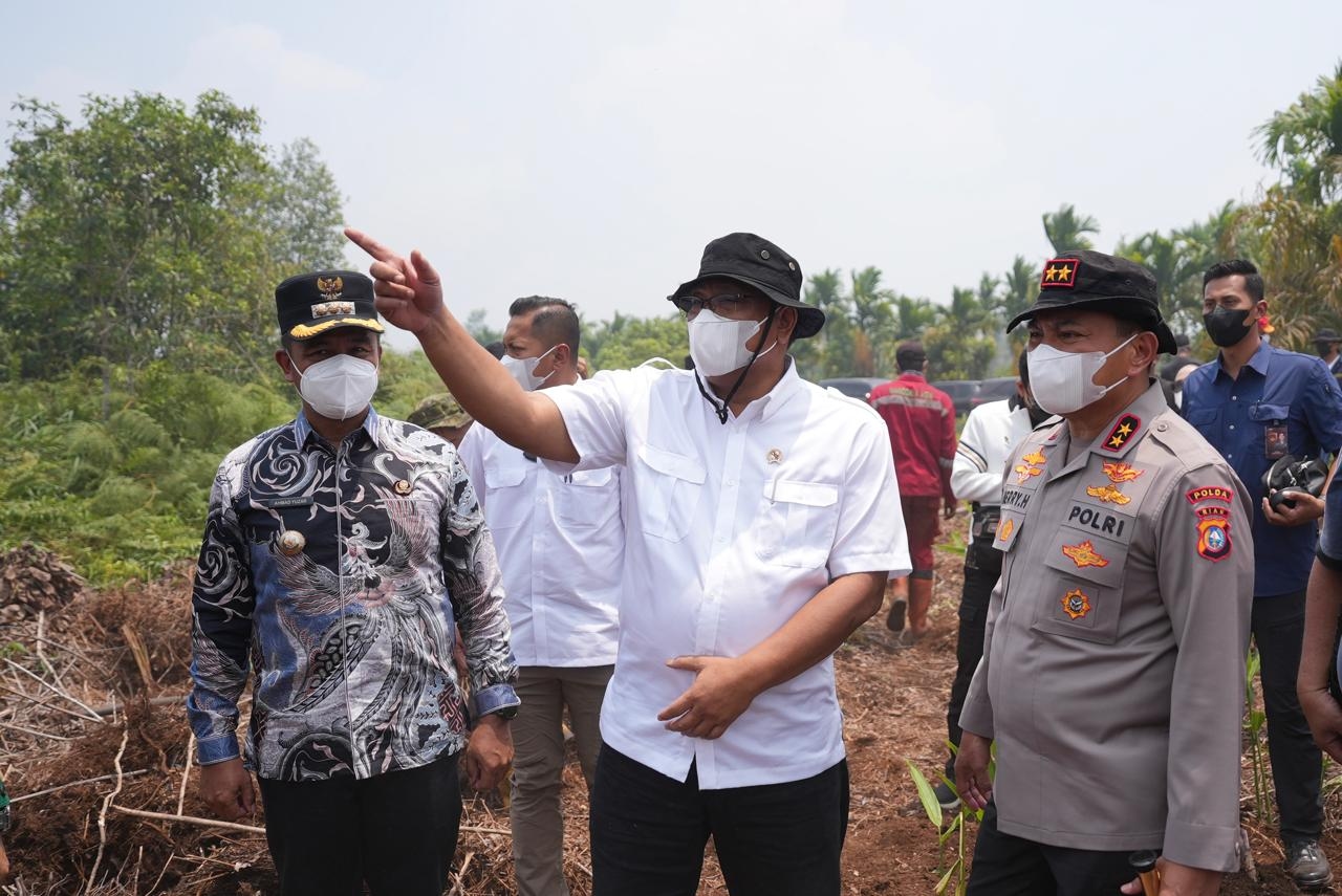 Laksanakan Instruksi Presiden, KLH Segel 50 Badan Usaha usai 27.333 Hektare Lahan Konsesi Terbakar