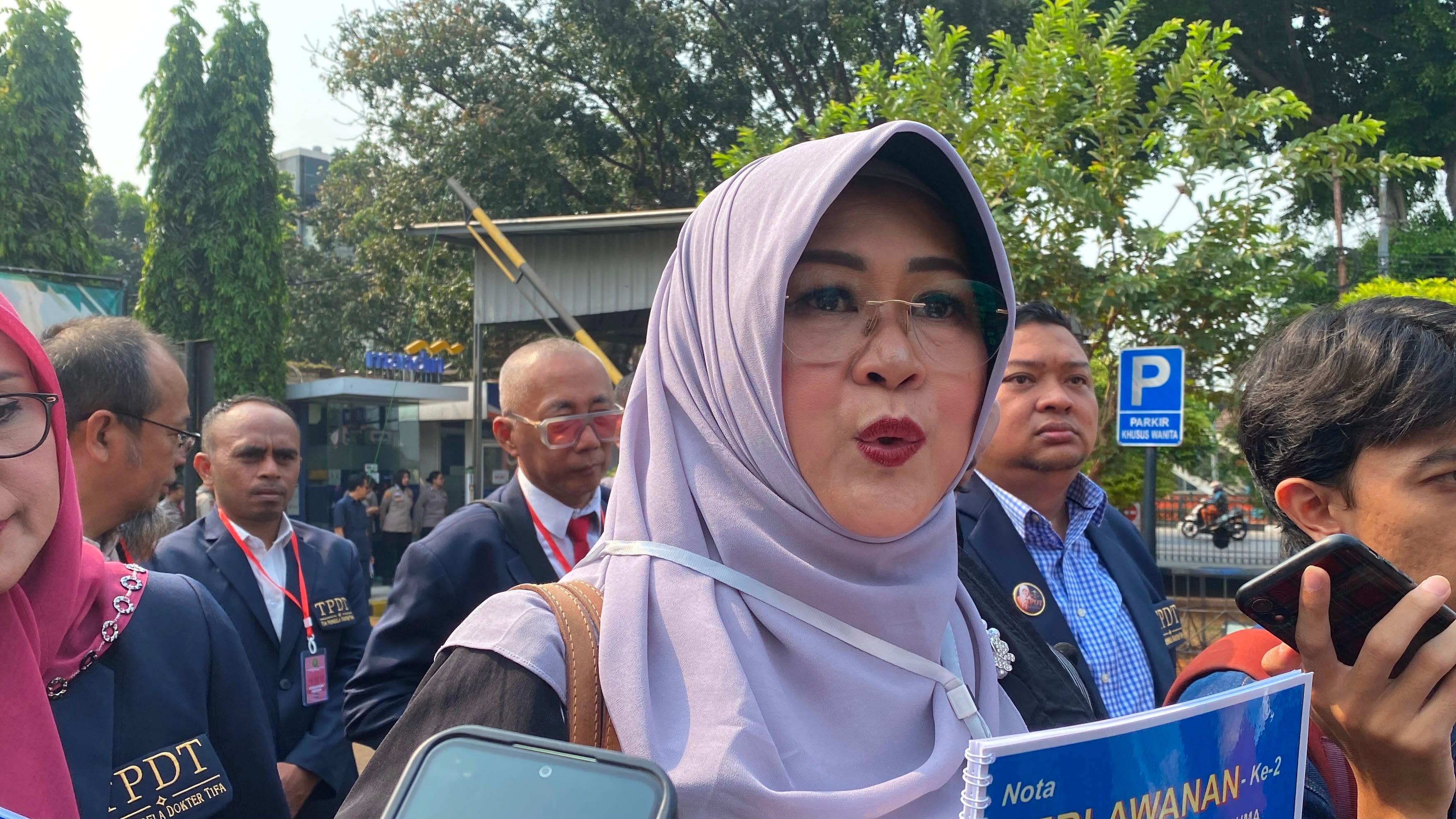 Dokter Tifa Buka-bukaan soal Sidang Ijazah Jokowi, Ada 712 Dokumen dan 111 Saksi